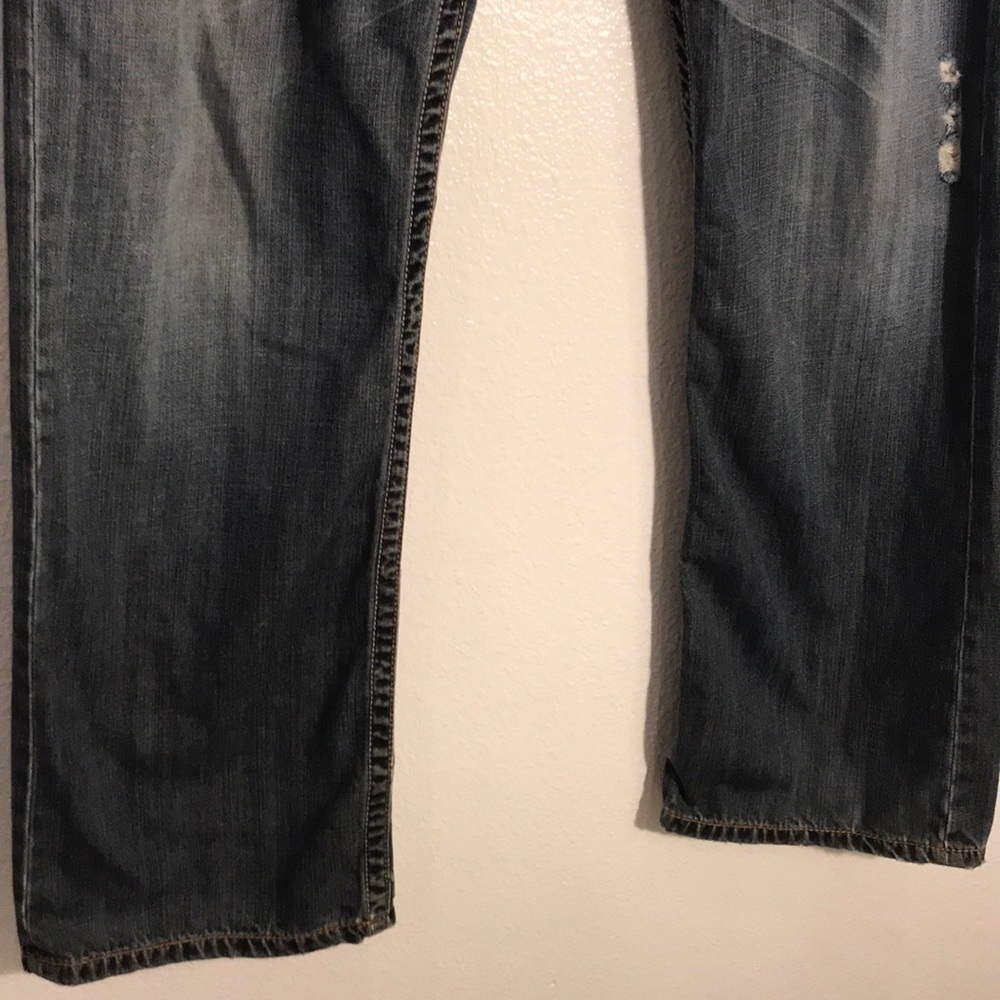 Used Men’s size 36R Manchester aged Jeans - Picture 3 of 8